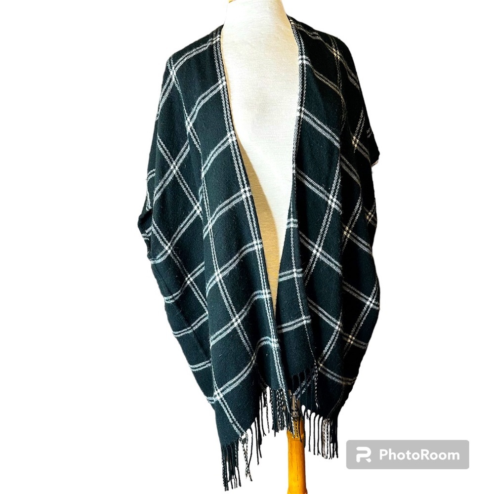 Loft black and white plaid shaw - Picture 1 of 5